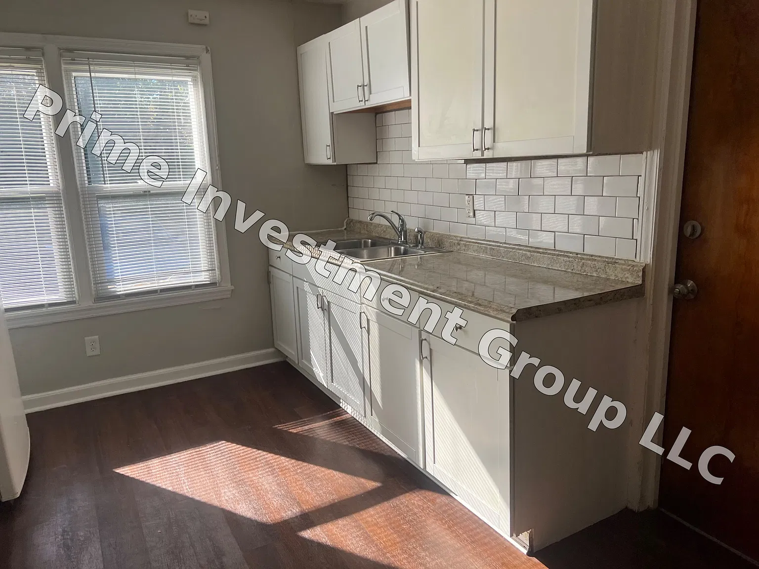 2 bed, 750 sqft, $900 — Photo 1