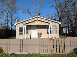 410 S San Jacinto St, Conroe, TX 77301