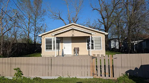 410 S San Jacinto St Photo 1