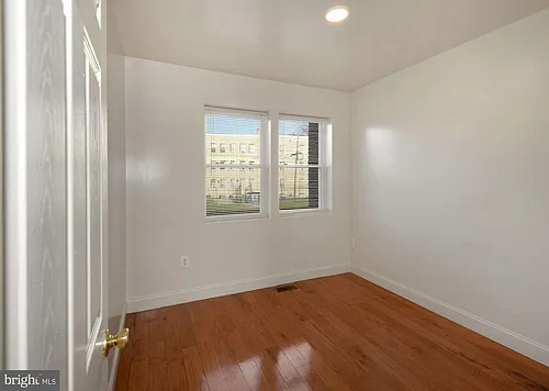 212 Orange St SE #2 Photo 1
