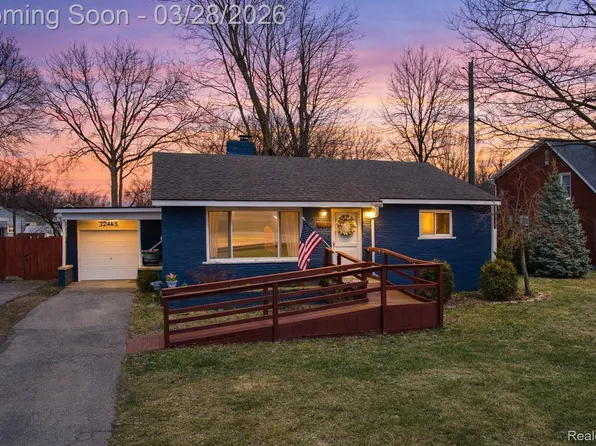 41890 E Ann Arbor Trl, Plymouth, MI 48170