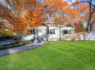 593 Meadow Rd, Kings Park, NY 11754