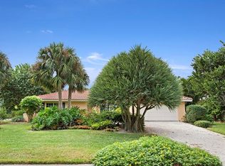 608 Boulder Dr, Sanibel, FL 33957