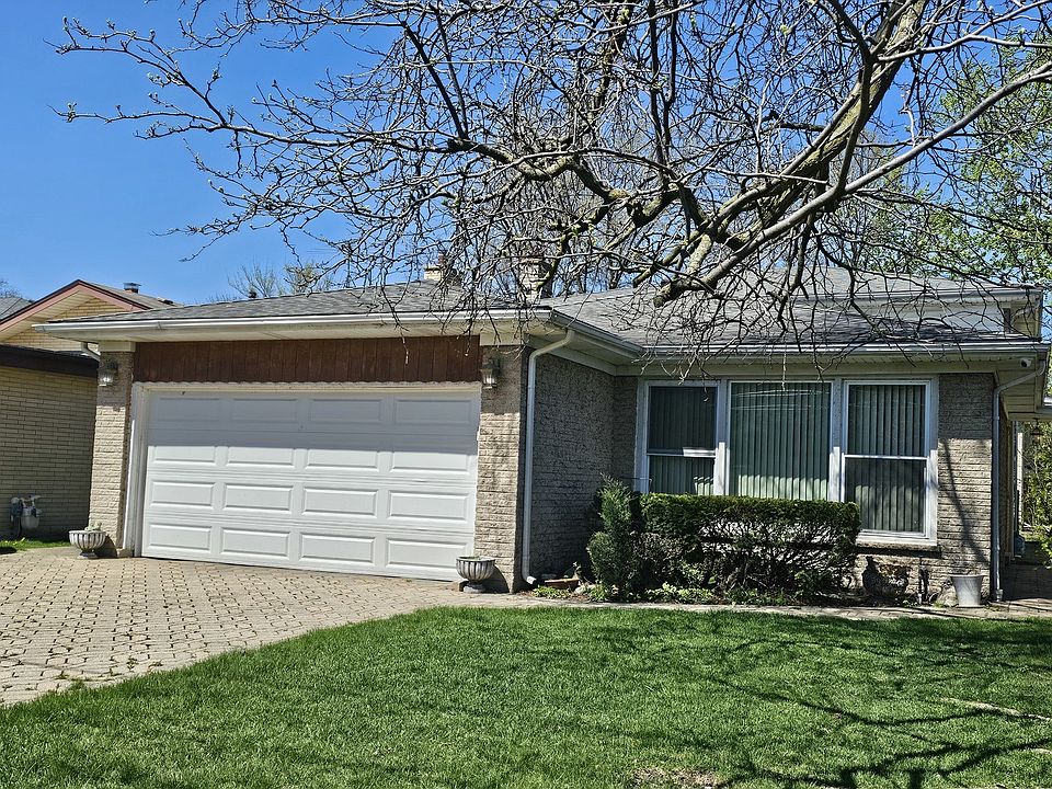 1st image of 4656 W Lunt Ave