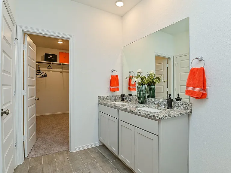 5707 Aurora Greens Ln — Photo 33
