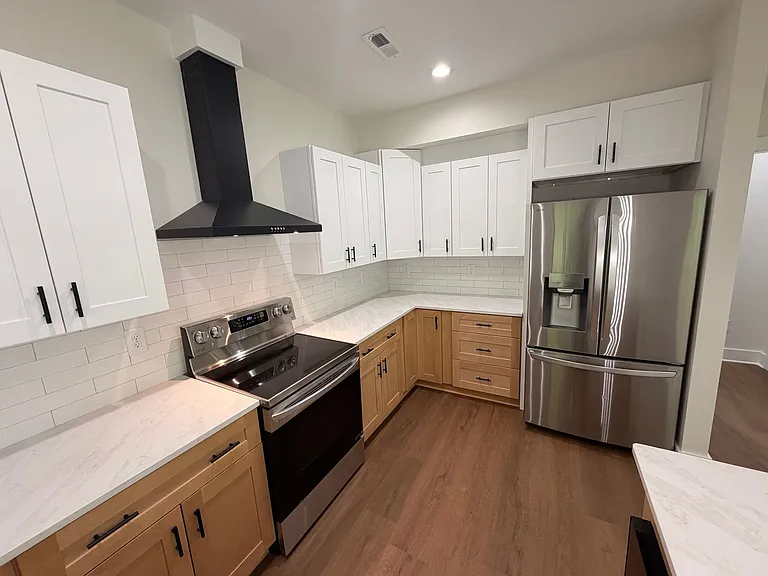 2417 Waverly St NW — Photo 40