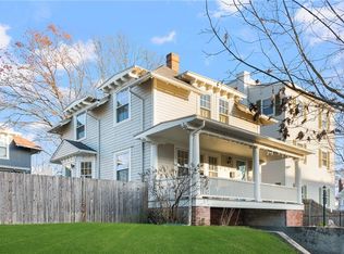 15 Cole Ave, Providence, RI 02906