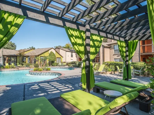 Hudson at Westchase Apartments