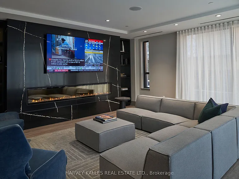 71 Redpath Ave #402 — Photo 18