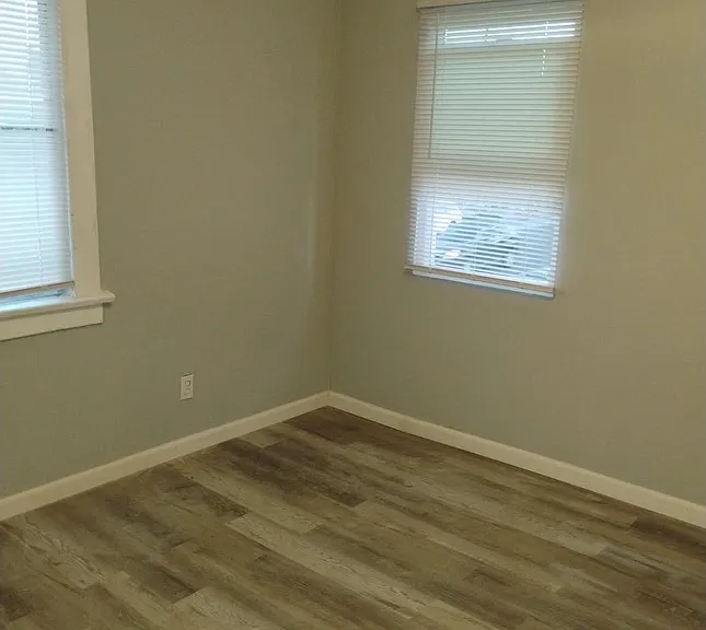 927 Magnolia Ave #3 — Photo 8