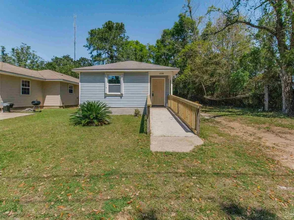1228 W Scott St, Pensacola, FL 32501