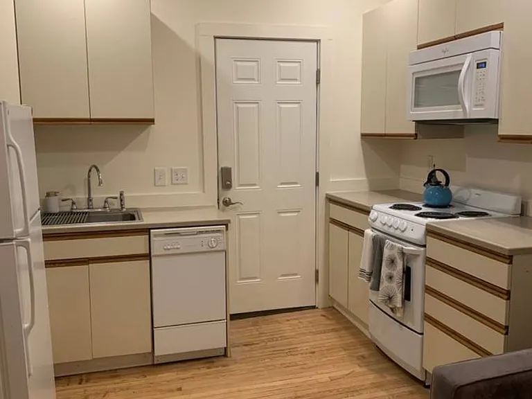 709 N Tioga St #1 — Photo 14
