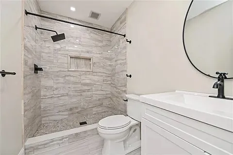 2944 Lake Ave — Photo 17