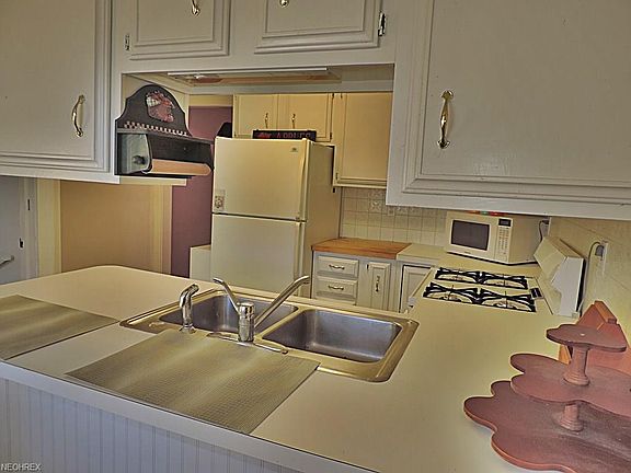 4th image of 23 Ellenwood Ave
