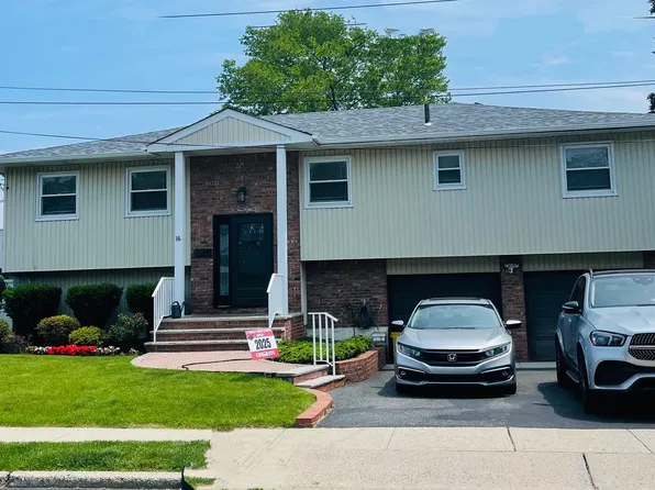 (undisclosed Address), Syosset, NY 11791