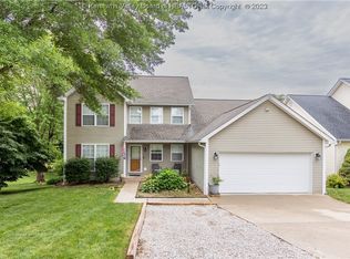 6 Hampton Xing, Hurricane, WV 25526