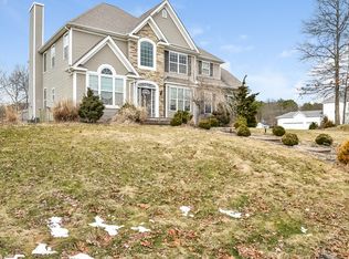 12 Sweetberry Ave, Center Moriches, NY