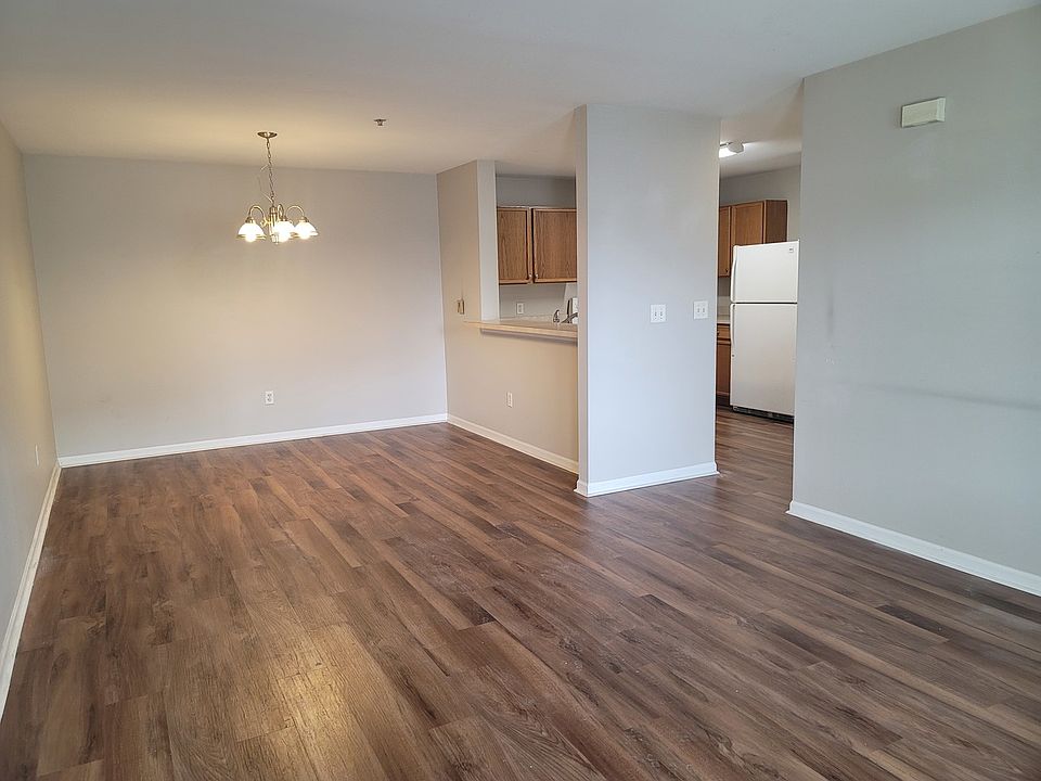 128 Bertram Dr Yorkville, IL, 60560 Apartments for Rent Zillow