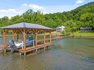 11020 Mullins Cove Rd, Whitwell, TN 37397
