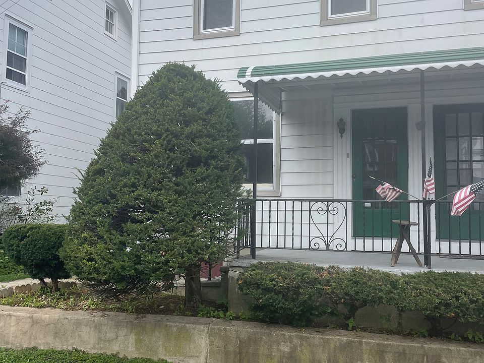 1st image of 40 S Wyomissing Ave