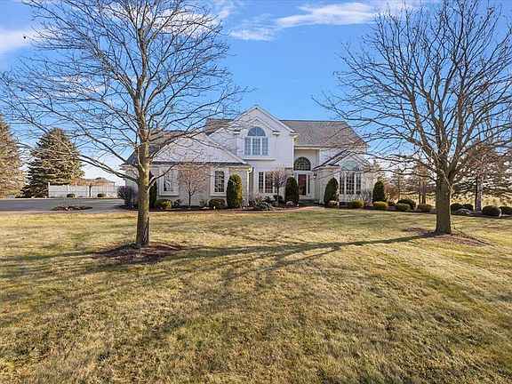 4th image of 1930 Petersburg Rd