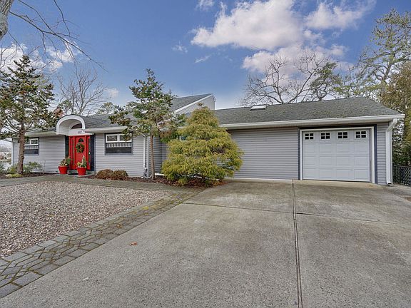5th image of 602 Twin River Dr