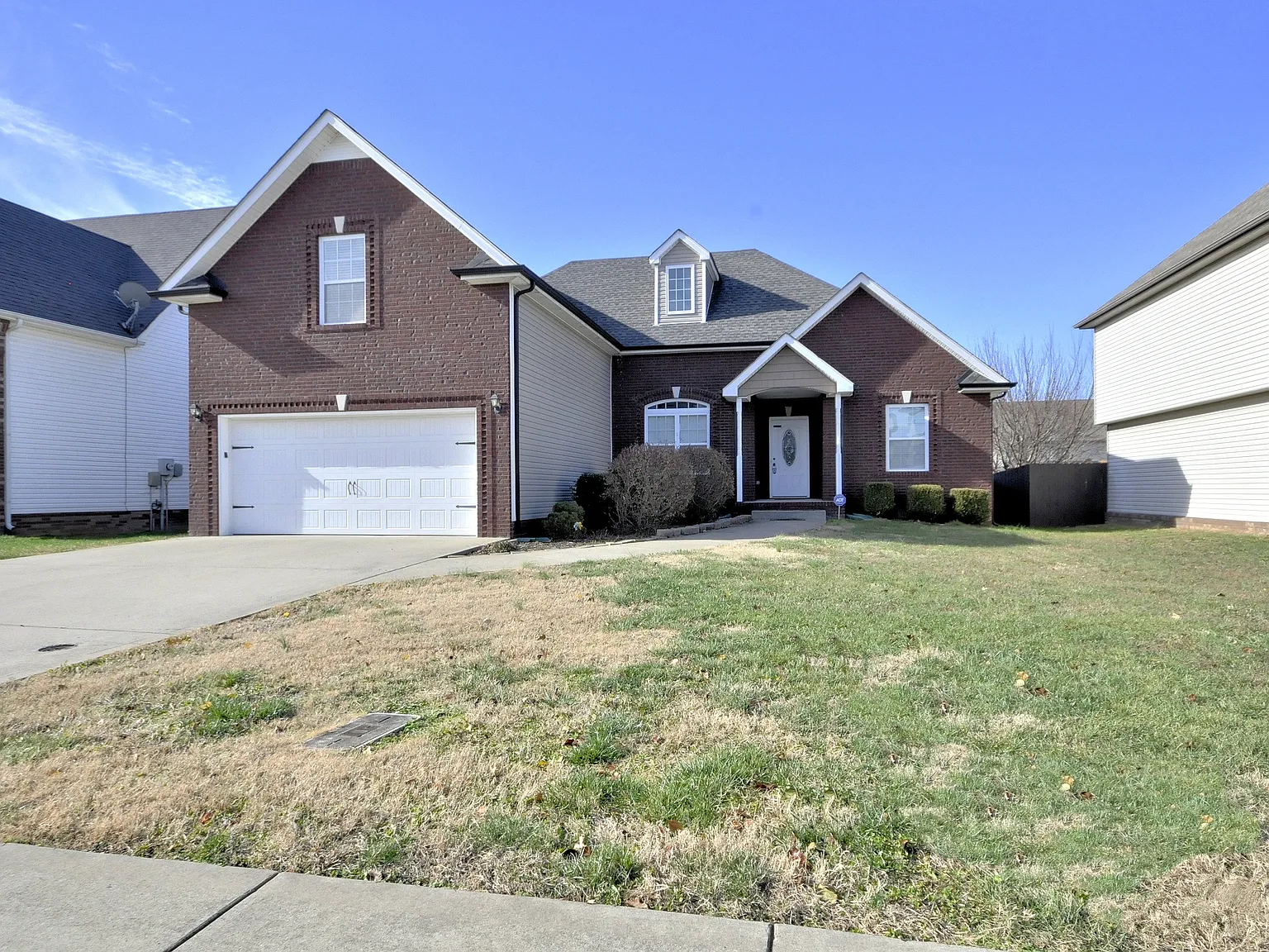 3 bed, 1930 sqft, $2,000 — Photo 1