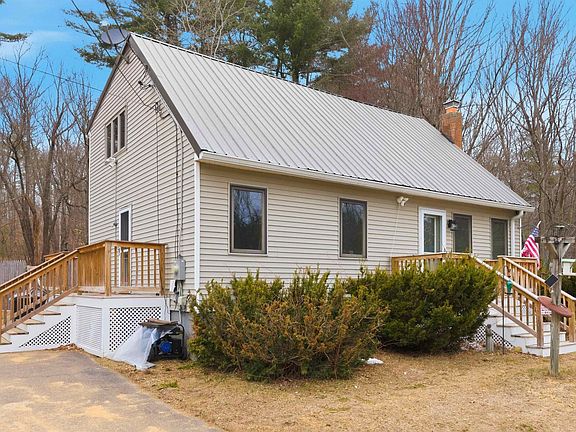 4th image of 299 Concord Road