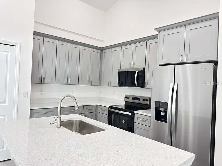 13376 SW 49th Ave — Photo 14
