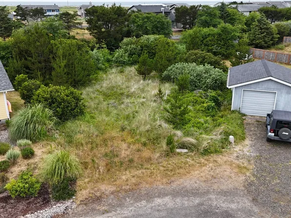 32307 H Place, Ocean Park, WA 98640