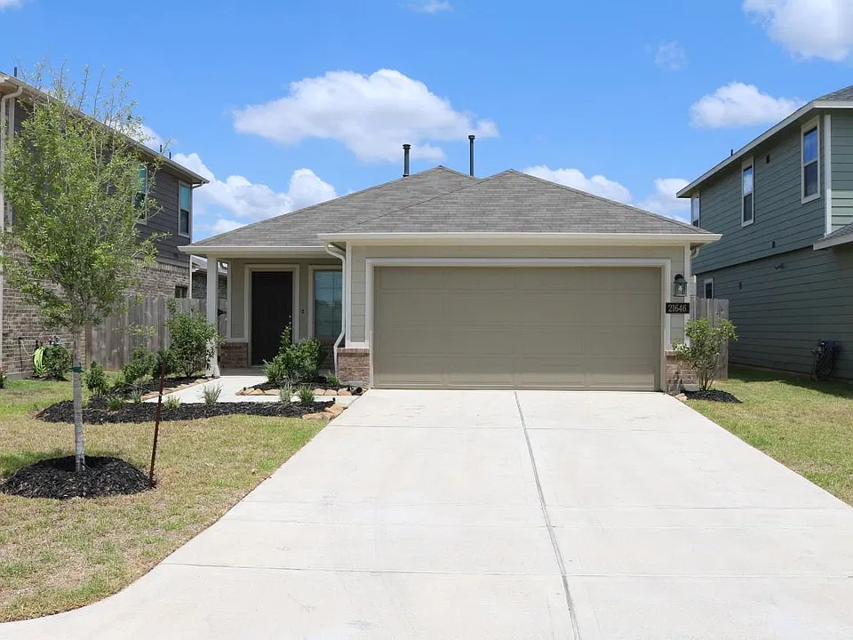 21646 Calico Bush Trl