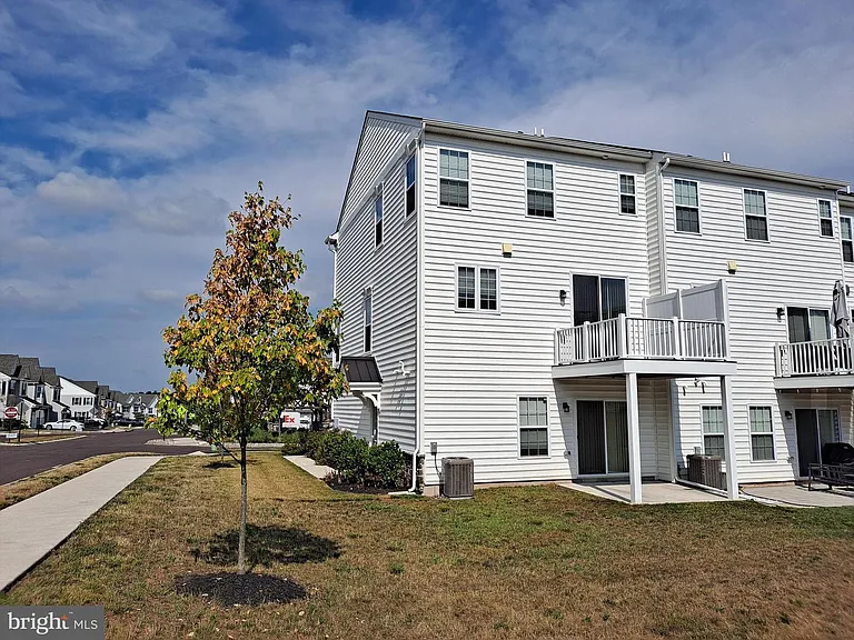 229 Cadence Ct — Photo 4