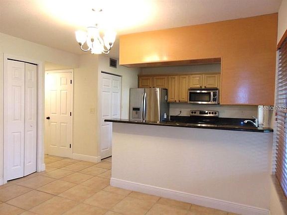 5th image of 1817 Laurence Ct