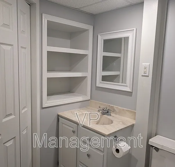 4547 Main St — Photo 8