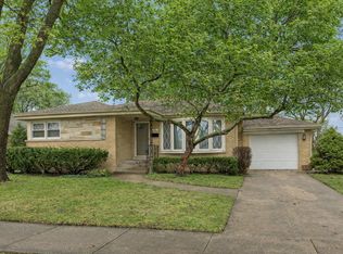 307 N Patton Ave, Arlington Heights, IL 60005