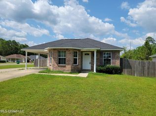 5430 33rd St, Gulfport, MS 39501