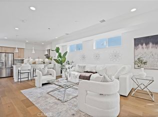 1242 1/2 Gordon St, Los Angeles, CA 90038