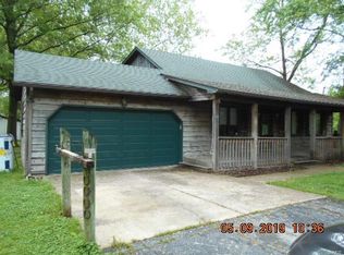 975 Vfw Dr, Festus, MO 63028