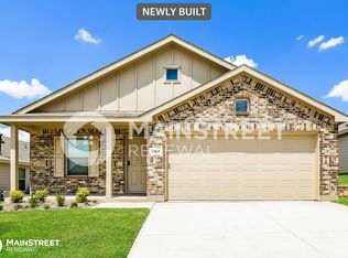 8313 High Robin Ave, Fort Worth, TX 76123