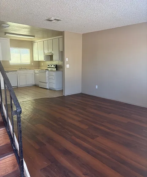213 Hughes Ave #C — Photo 6