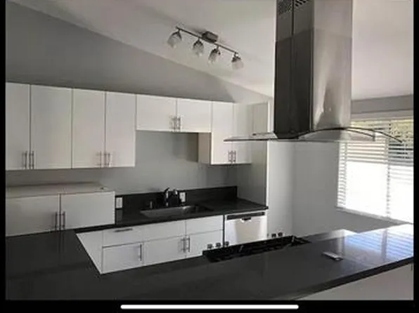 12212 Bradford Pl, Granada Hills, CA 91344