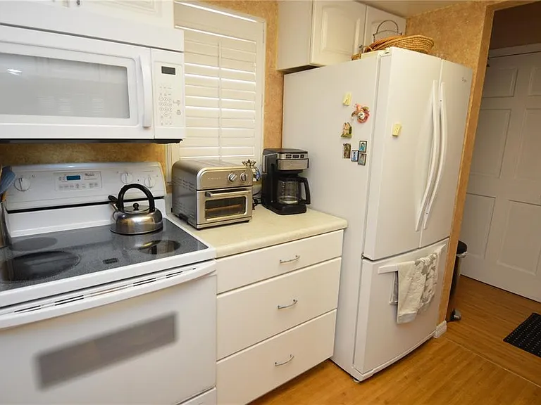 12760 Indian Rocks Rd #1110 — Photo 11