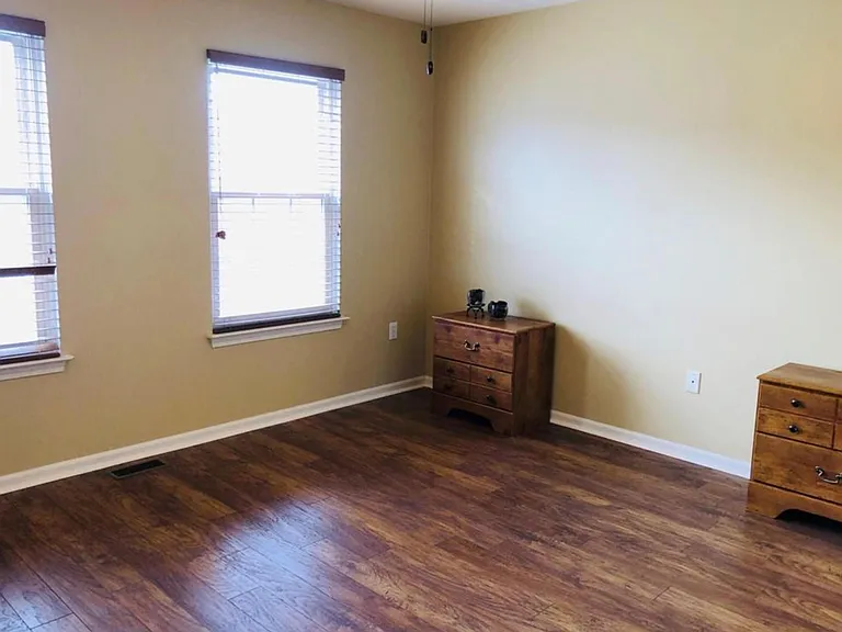 701 Cherry Orchard Rd — Photo 18