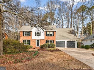 2529 Zachary Woods Dr NW, Marietta, GA 30064
