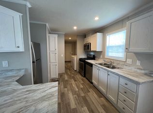 290 Hickory #290, Belleville, MI 48111