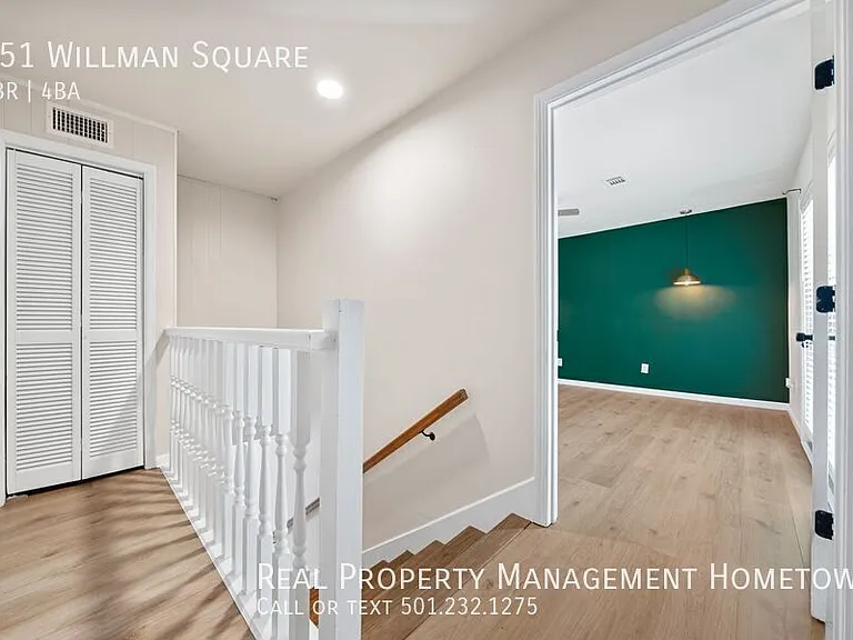 251 Willman Sq — Photo 22