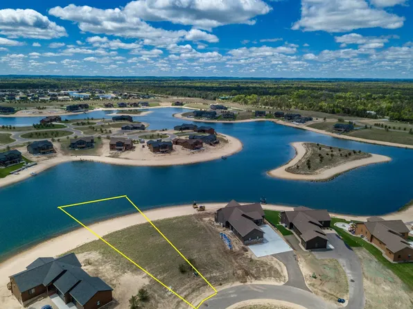N8866 Fish Camp Cir, New Lisbon, WI 53950