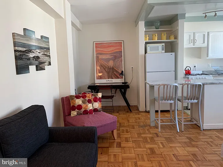 2130 N St NW #405 — Photo 9