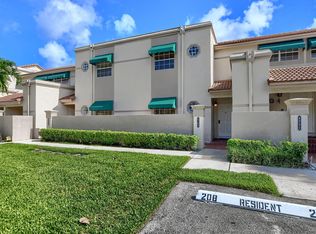 6709 Via Regina, Boca Raton, FL 33433