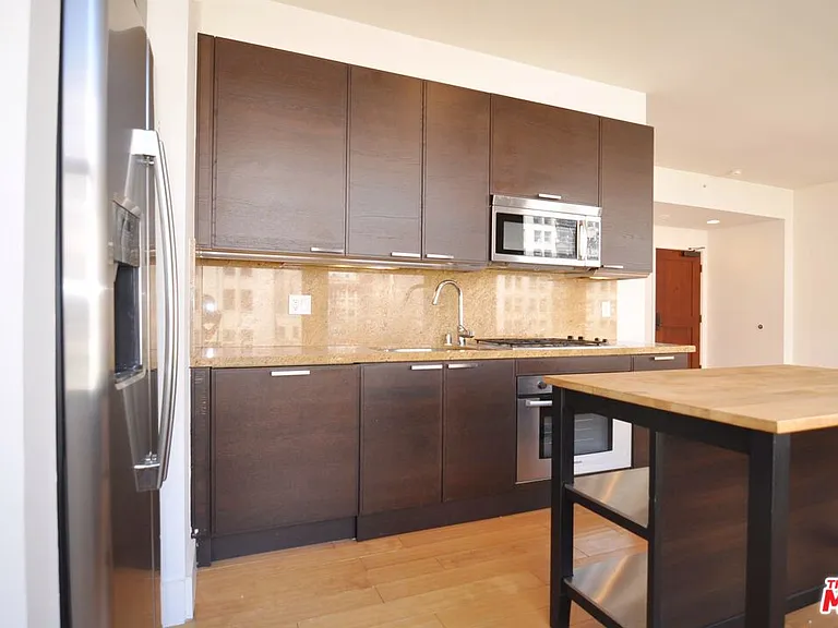 460 S Spring St #701 — Photo 7
